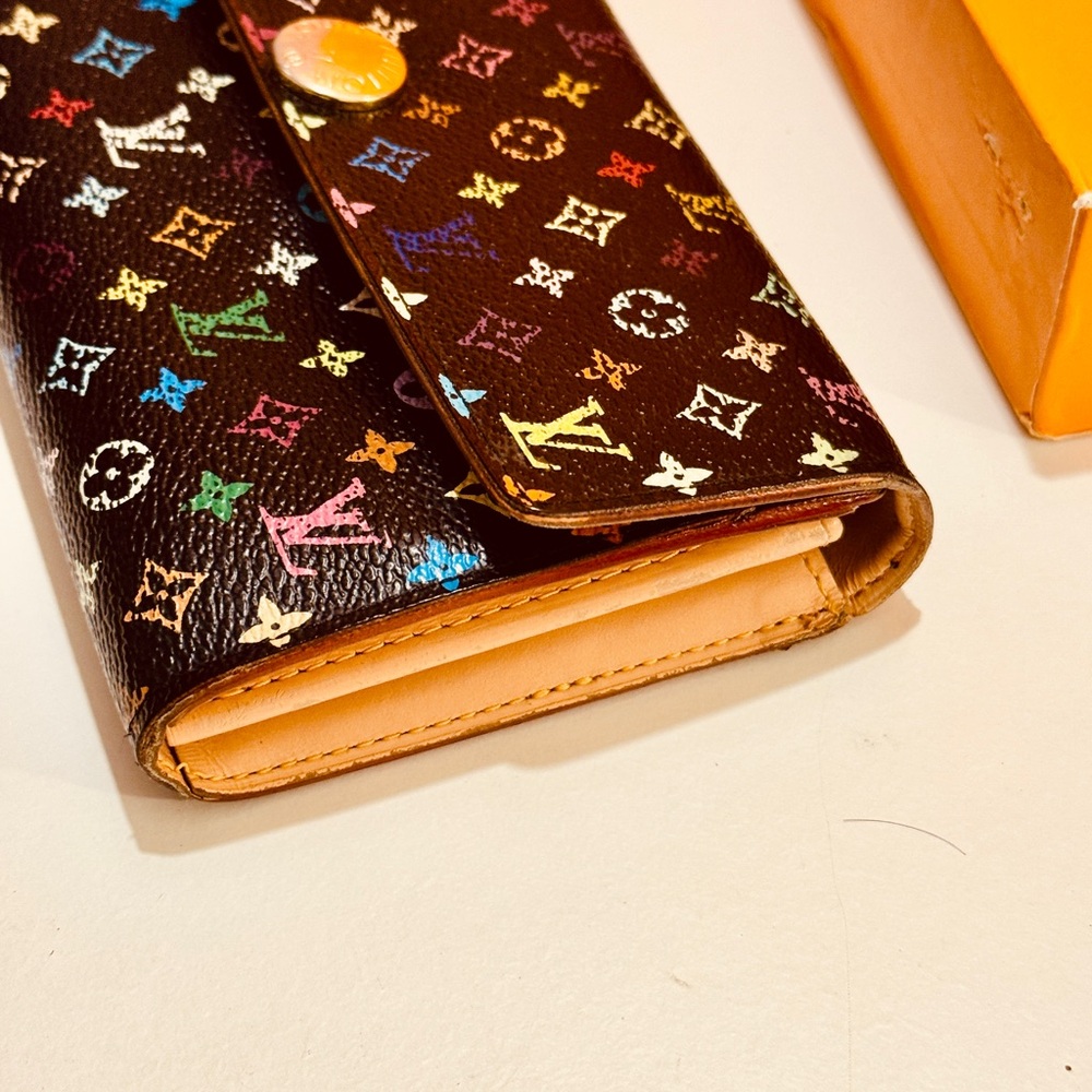 Multicolor Designer Women's Wallet - Picture 12 of 16